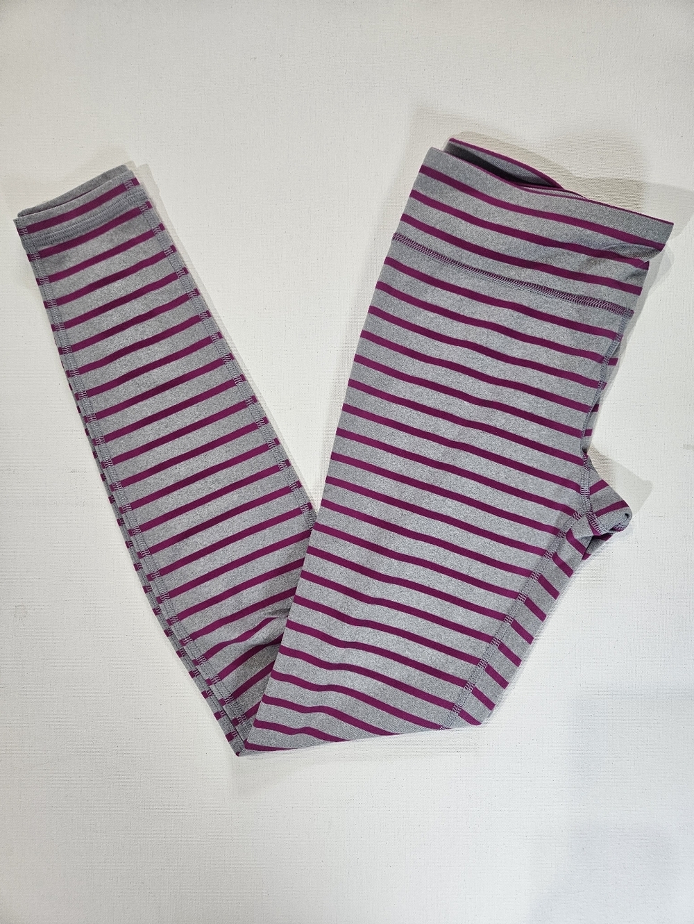 Under Armour Heatgear Leggings Womens Small Pink Grey Stripe Activewear‎